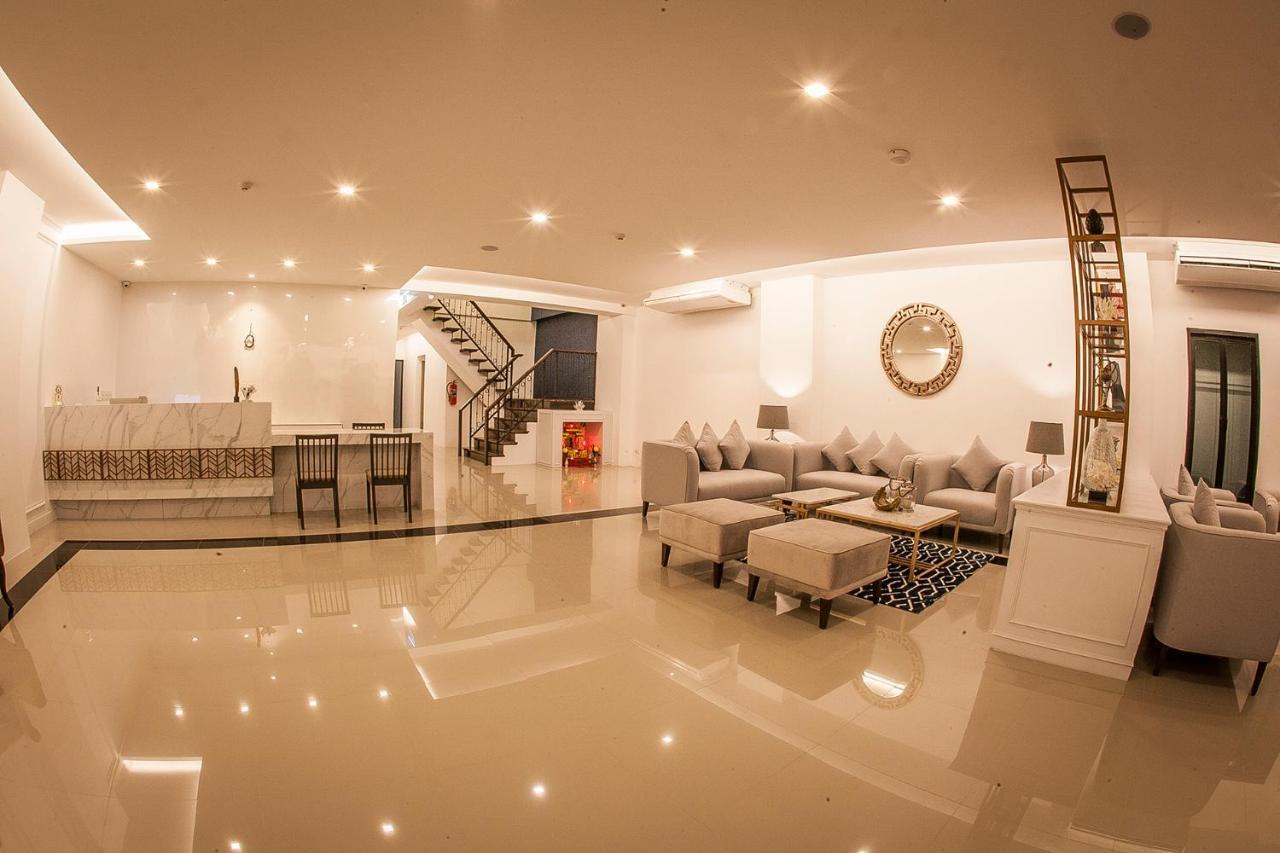 Hotel The Seens 3*